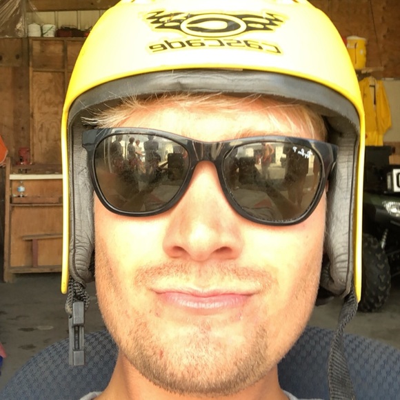 Meet your Posher, Logan - Picture 1 of 1